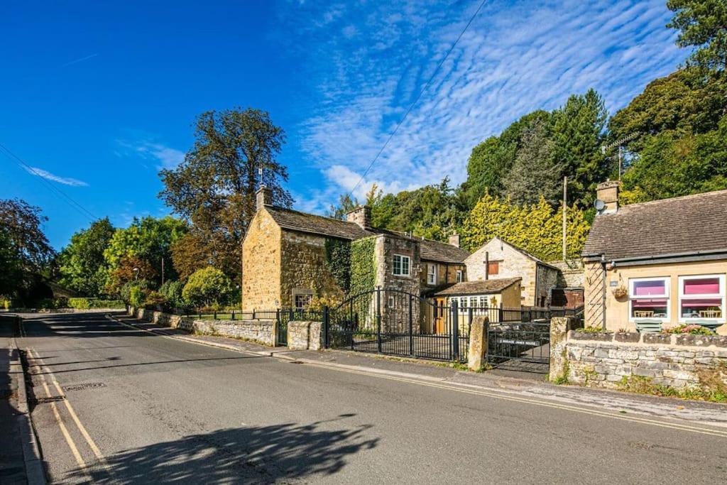 The Belle - A Lovingly Converted Grade II Listed Home From Home In Bakewell Esterno foto