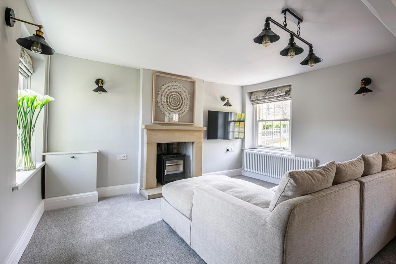 The Belle - A Lovingly Converted Grade II Listed Home From Home In Bakewell Esterno foto
